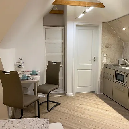 Romantic Greenhouse Apartament *