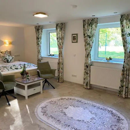 Apartament Romantic Greenhouse *