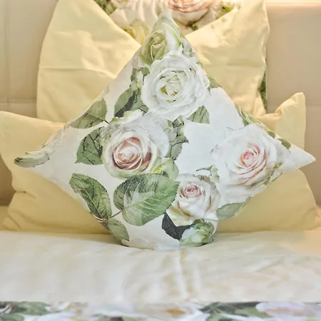 Romantic Greenhouse Apartamento Syke