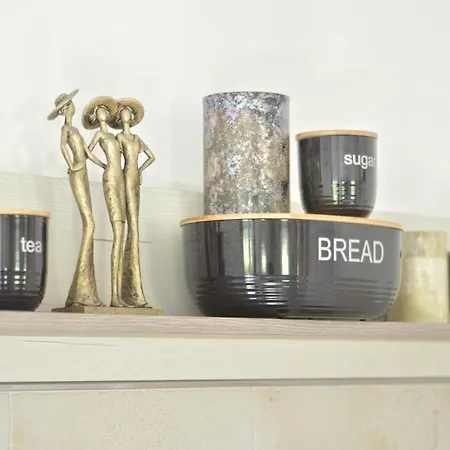 Romantic Greenhouse *