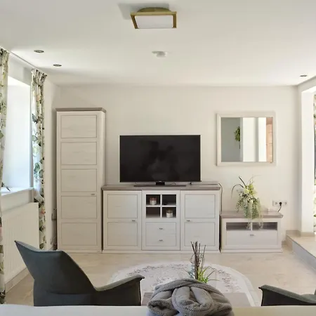 Romantic Greenhouse *