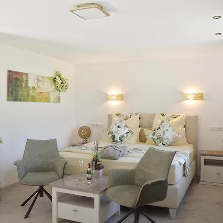 Apartament Romantic Greenhouse