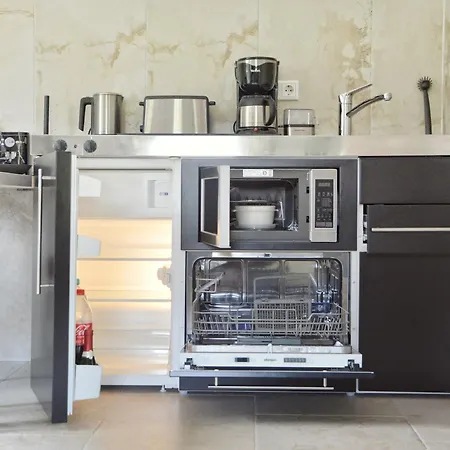 Romantic Greenhouse Apartament