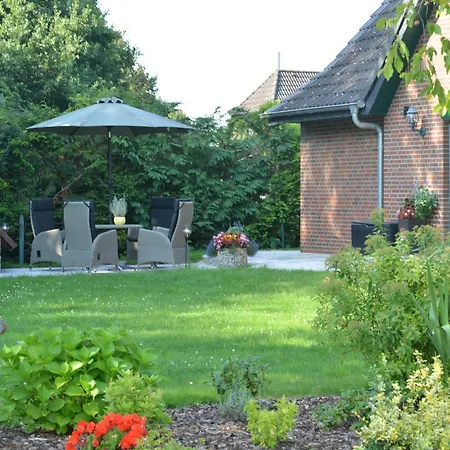 Romantic Greenhouse Apartment Syke