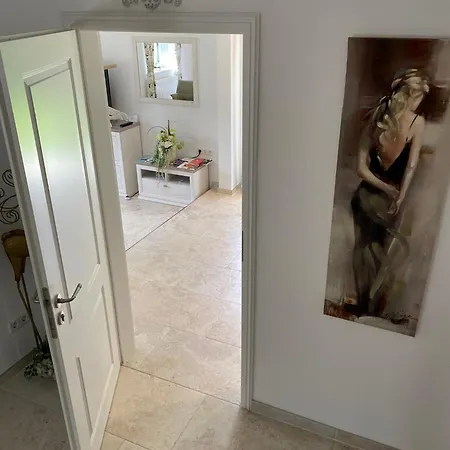 Romantic Greenhouse Syke