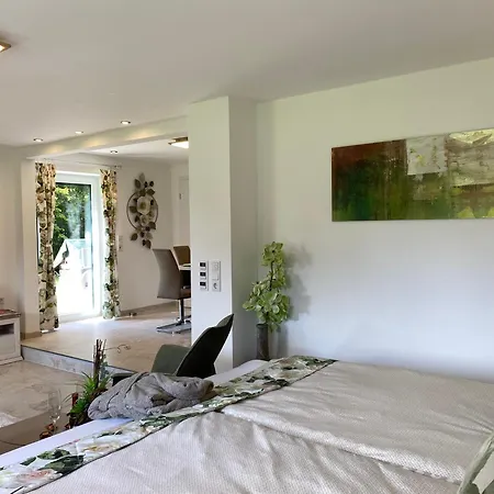 Romantic Greenhouse * Syke