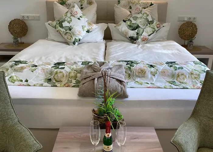 Διαμέρισμα Romantic Greenhouse Syke